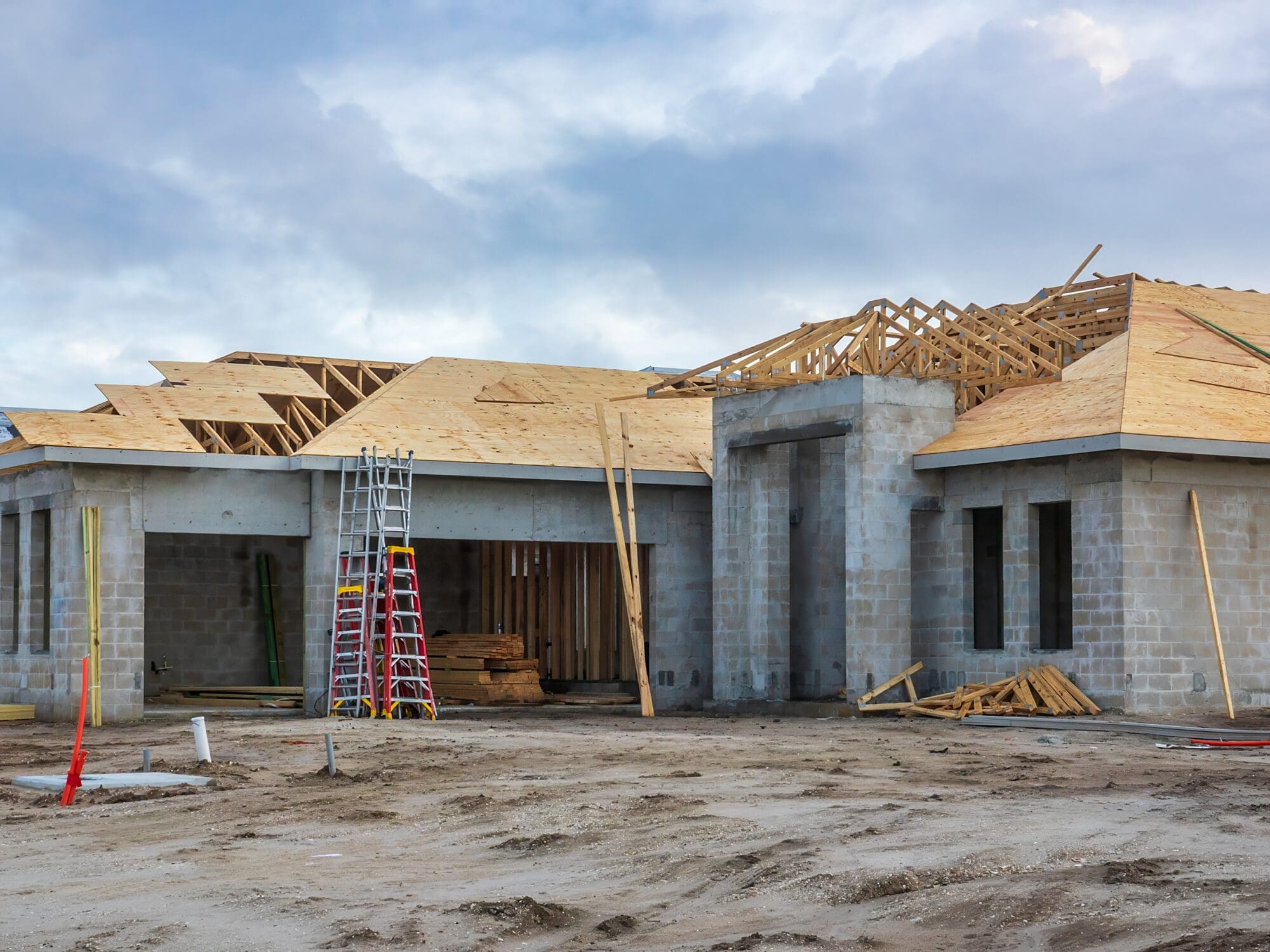 Florida residential construction project showing exposed structure and building materials used to illustrate Builder’s Risk insurance coverage